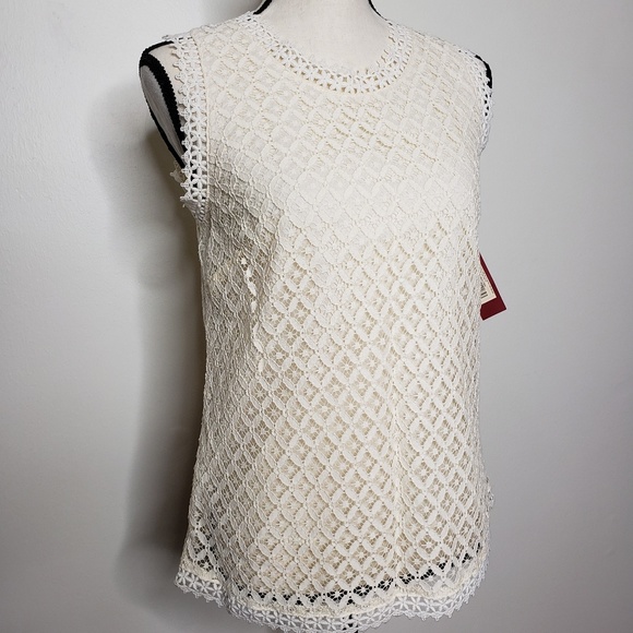 Merona Tops - ❤ 3/$15 Merona Lace Shell Cream Lined Romantic